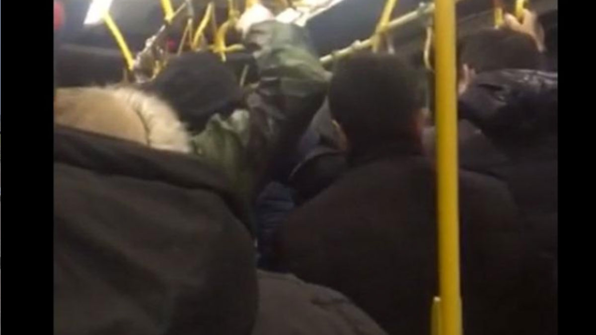 Kalabalık otobüs içindeki yolcular trol çıktı: İBB'den sosyal medyada yayılan görüntülere ilişkin açıklama