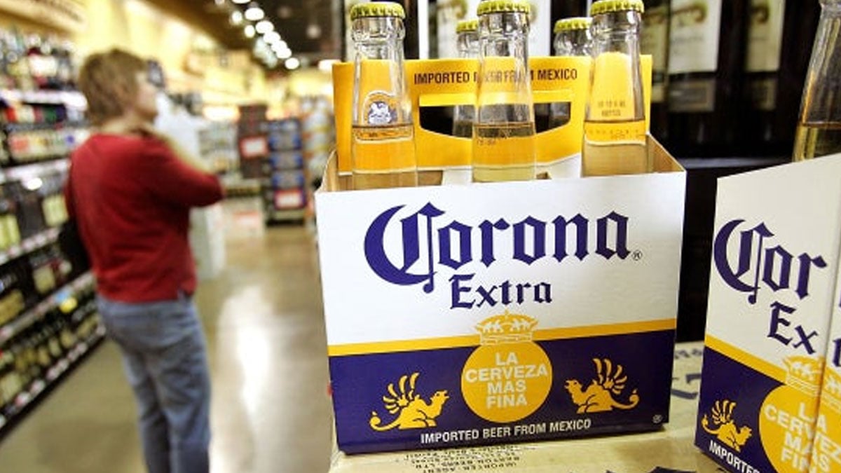 Uluslararası basın 'halk sağlığını' değil 'Corona birasını' daha önemli gördü
