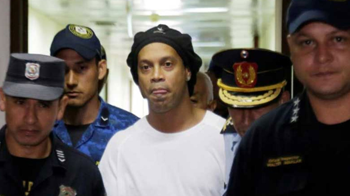 Ronaldinho, hapis cezasının kalanını ev hapsinde geçirecek