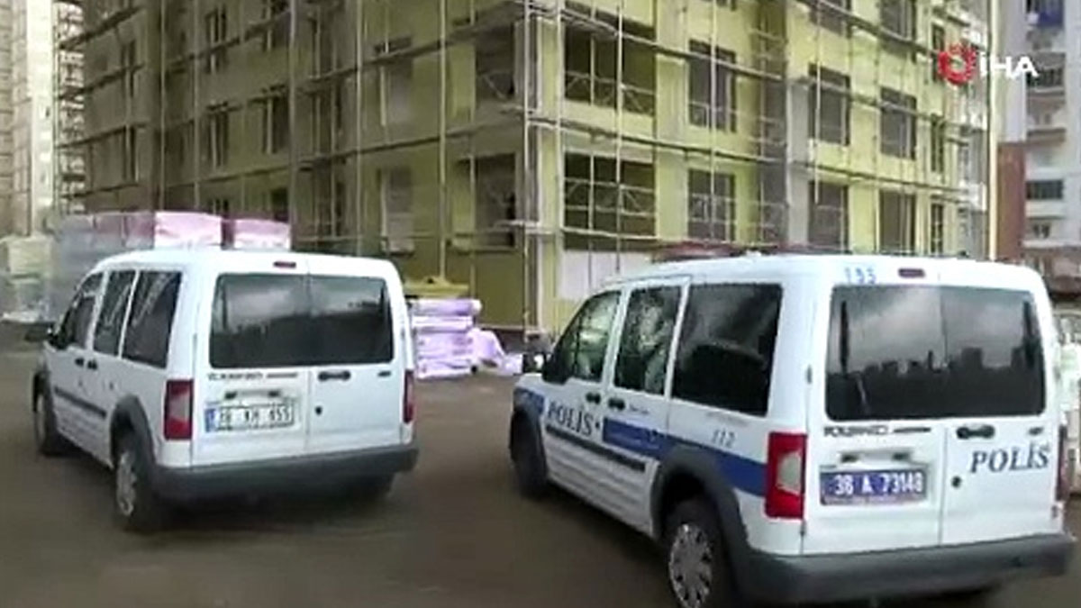 Kayseri'de 29 yaşındaki inşaat işçisi, 11'inci kattan düşerek hayatını kaybetti
