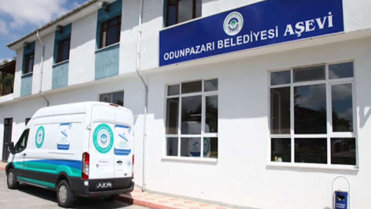 Odunpazarı Belediyesi Aşevi'nin de hesapları bloke edildi