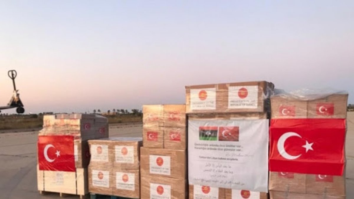 Türkiye'den Libya'ya sağlık malzemesi yardımı