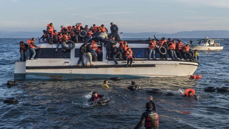 Kocaeli açıklarında göçmen teknesi battı 4 ölü, 20 kayıp