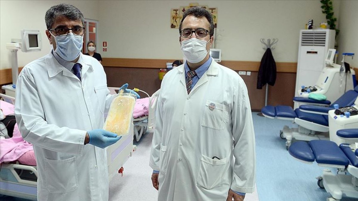 Türkiye'deki ilk plazma tedavisi yapılan hasta normal servise alınacak