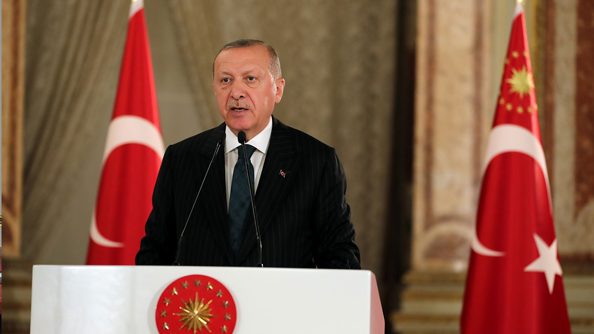 Erdoğan: Bir müddet daha dişimizi sıkacağız