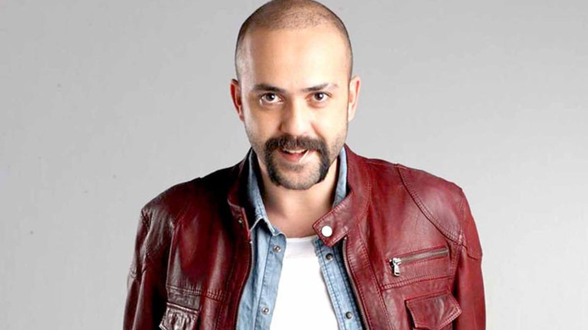 Oyuncu Sarp Akkaya'dan Ahmet Hakan'a yanıt: Kendi adına konuş, ben o kadar sığ değilim