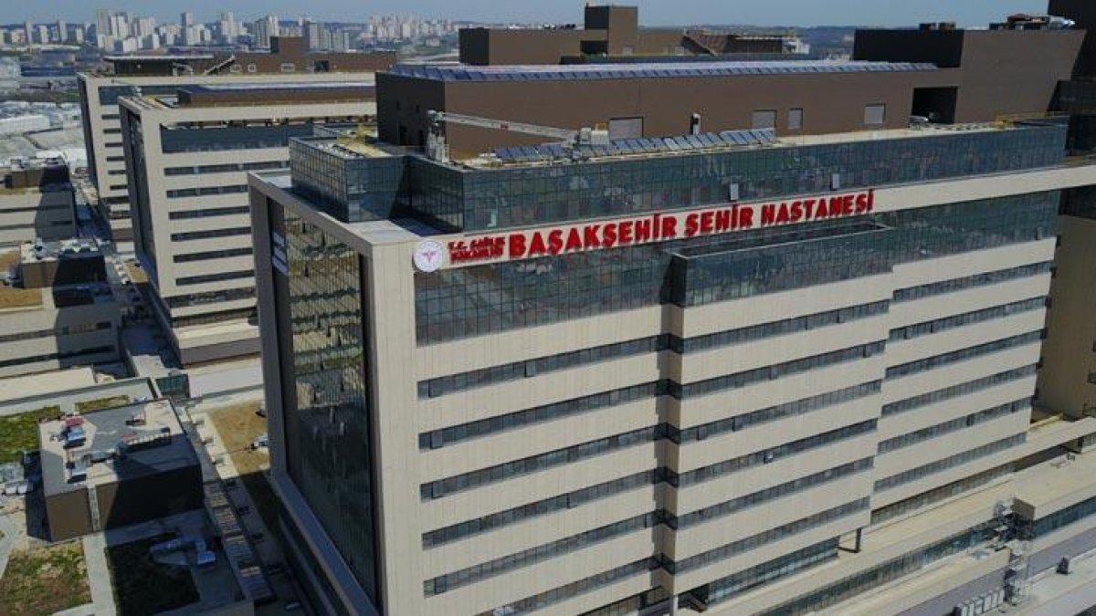 CHP'li Zeybek'ten "Başakşehir Şehir Hastanesi Yolu" gerçekleri