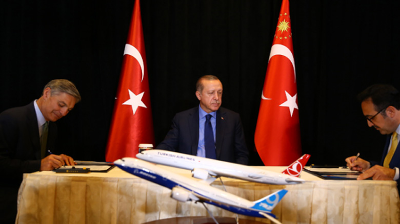 11 milyar Dolarlık THY-Boeing anlaşma masasına Erdoğan da oturdu