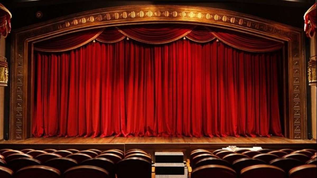 Kültür ve Turizm Bakanlığı'ndan tiyatrolara ilişkin yönetmelik değişikliği