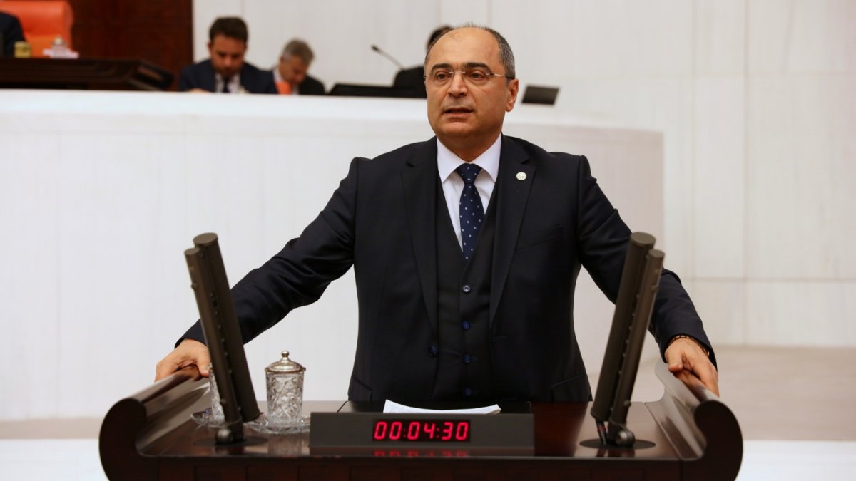 CHP’li Turan Aydoğan “Devlet diyor ki; avukatlar başının çaresine baksın”