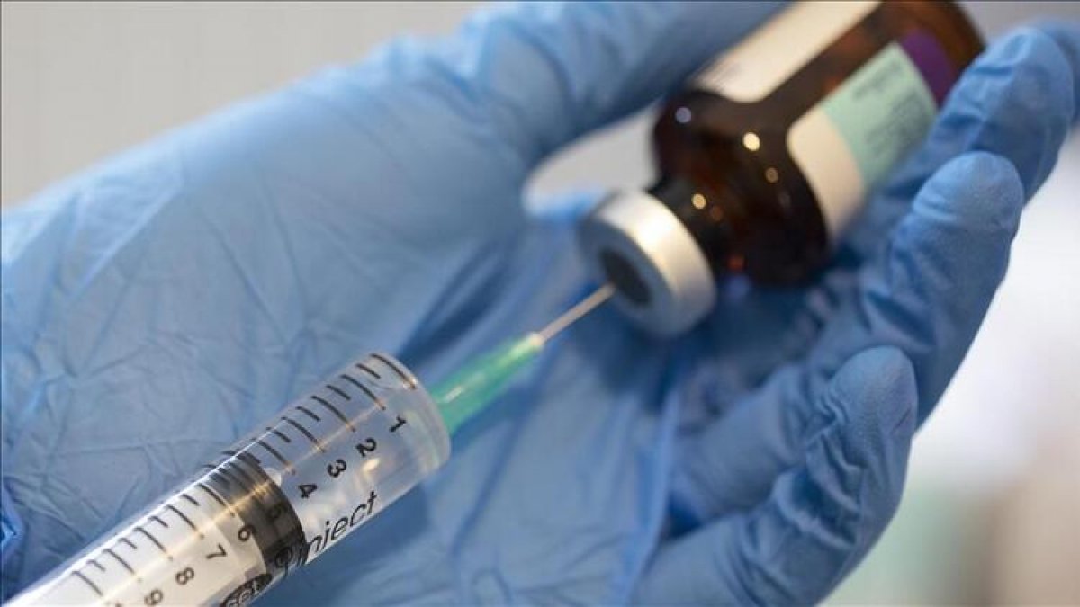 Bakan Varank açıkladı: 3 üniversite coronavirüs aşısı testlerine başladı