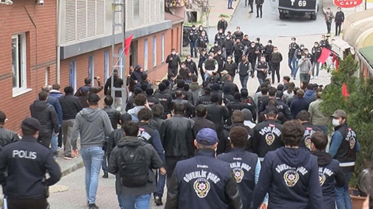 İbrahim Gökçek'in cenazesinde cemevine polis müdahalesi: Cenaze Kayseri'ye götürülüyor