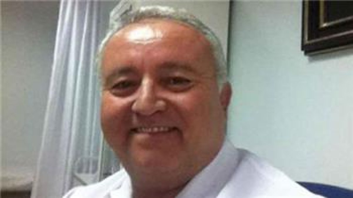 İzmir'de Dr.Galip Berkan Dingiloğlu Covid-19 nedeniyle hayatını kaybetti