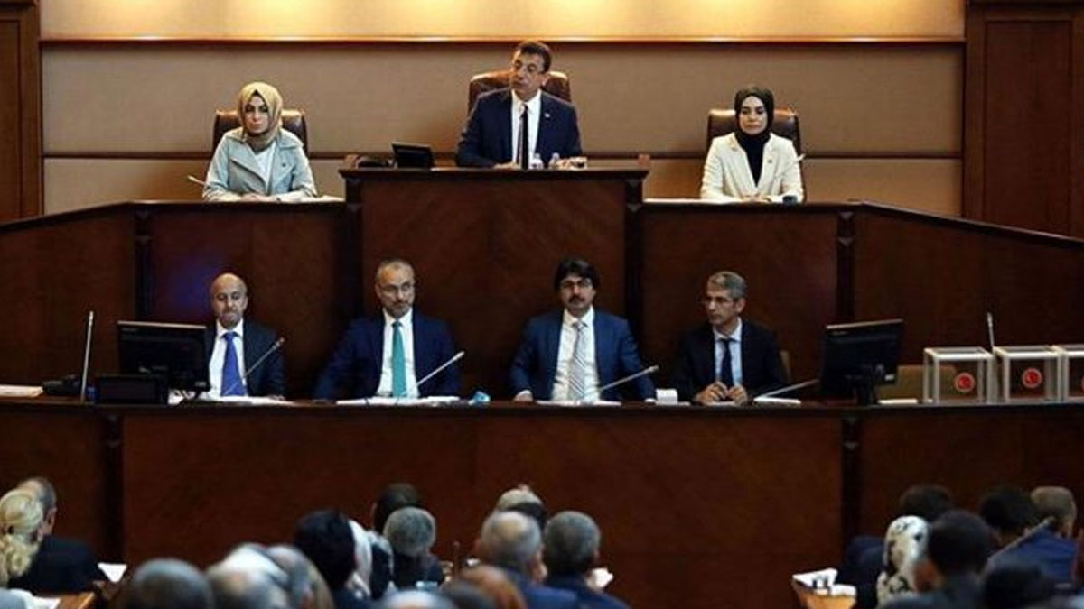 AKP, belediye meclislerindeki başkanlık kuralını değiştirmek istiyor