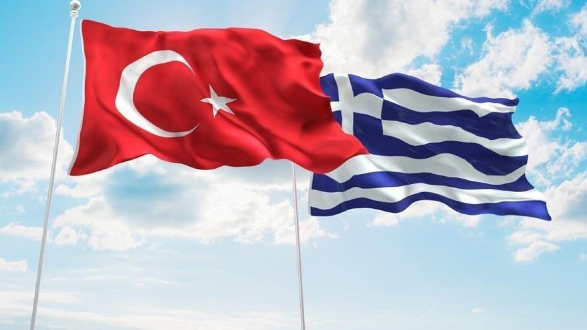 Yunanistan'ın turist kabul edeceği ülkeler arasında listede olmayan tek komşusu Türkiye