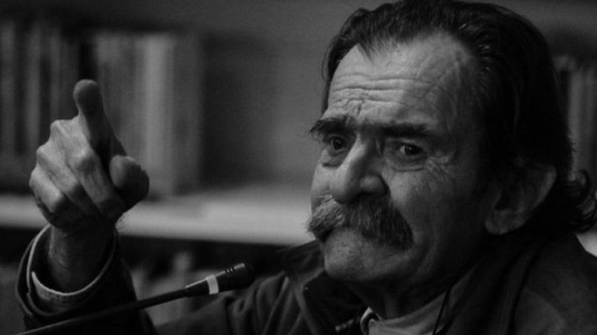 Yazar, şair Oruç Aruoba hayatını kaybetti