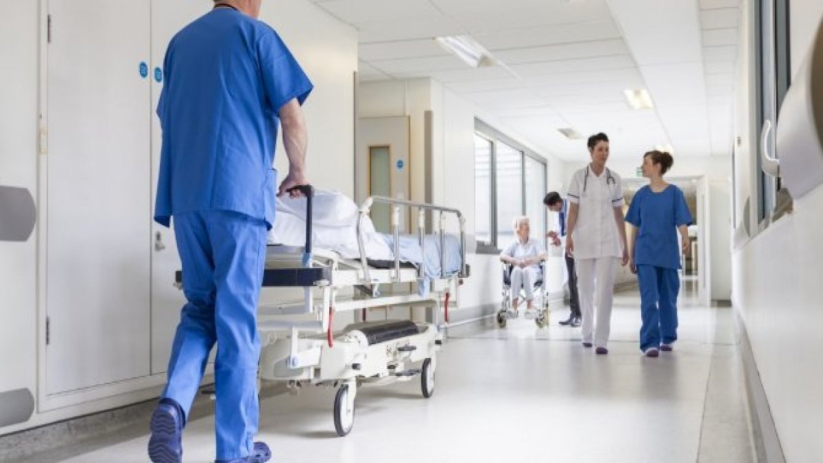 Sağlık Bakanlığı'ndan hastanelerde normale dönüş planı: Muayeneler başlıyor