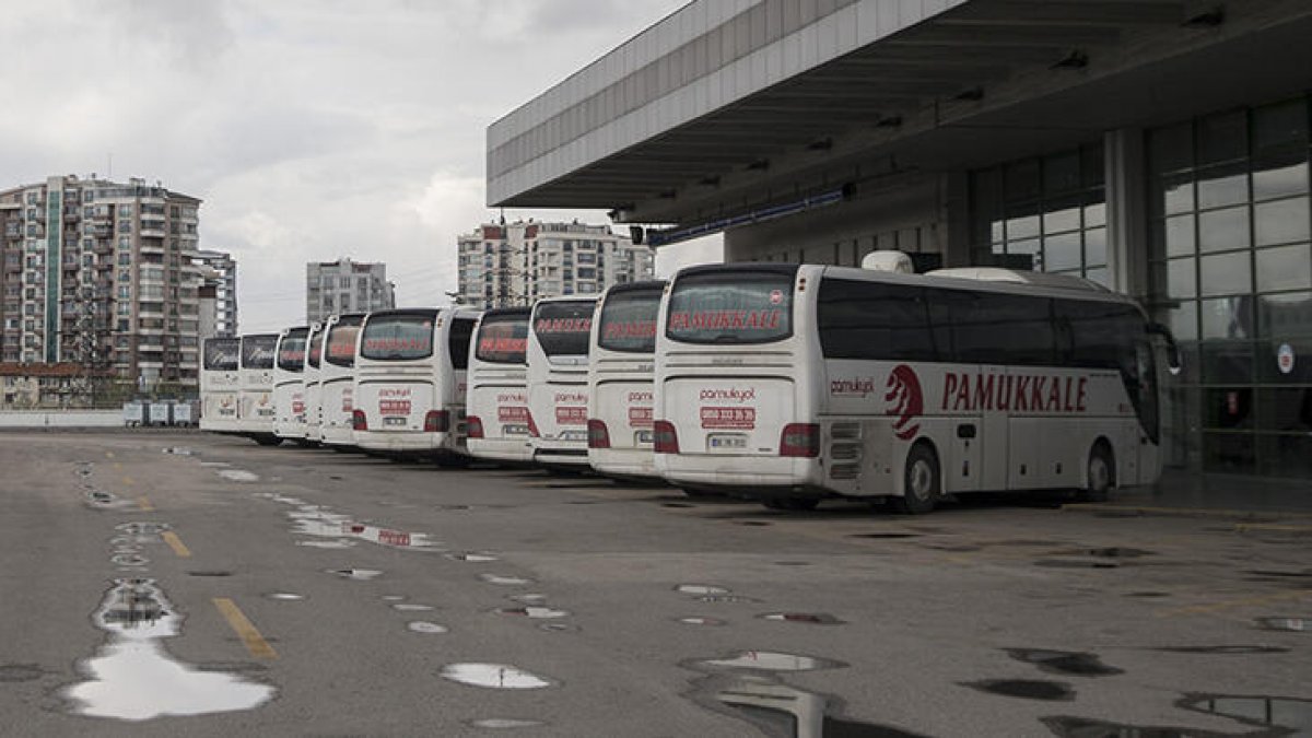 Pamukkale Turizm 200 şubesini kapatıyor