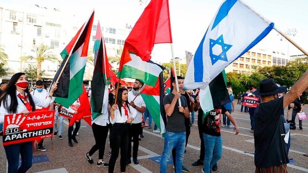 Binlerce İsrailli Netanyahu'nun "Batı Şeria'yı ilhak" planını protesto etti