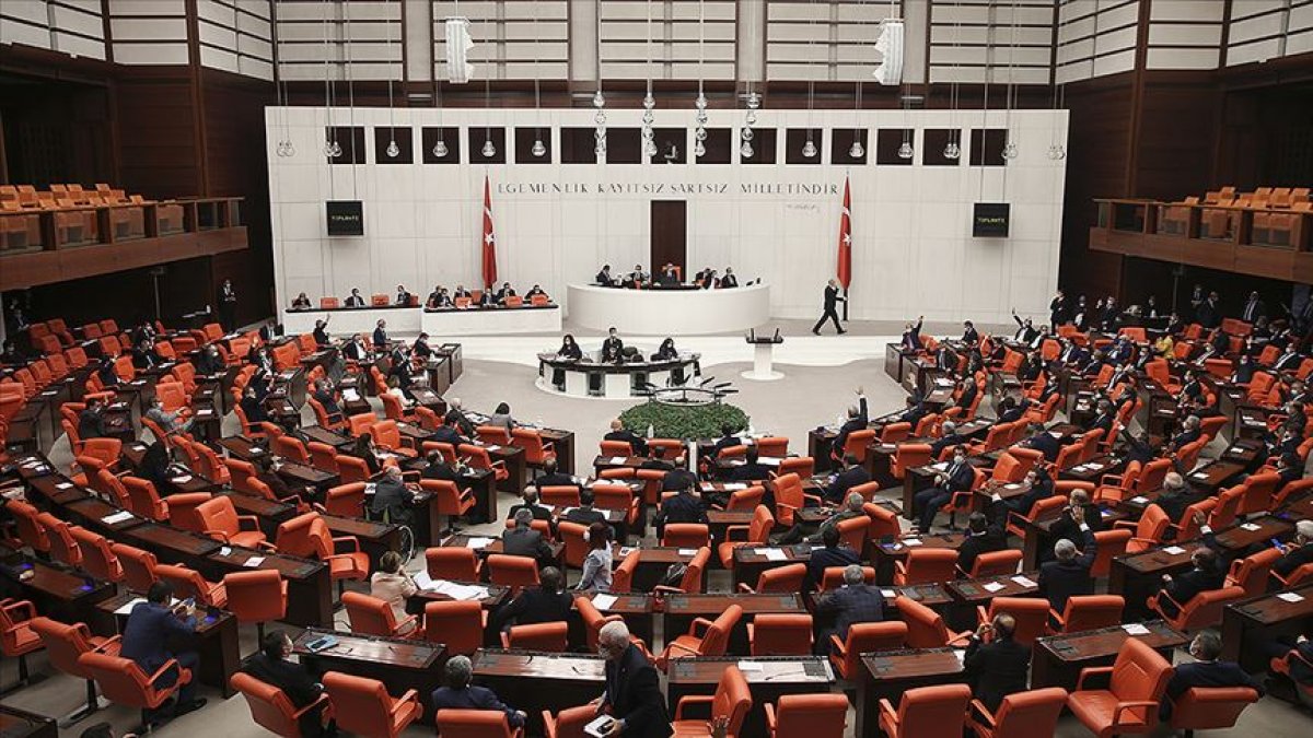 Meclis Başkanlığı için AKP'den bir aday daha