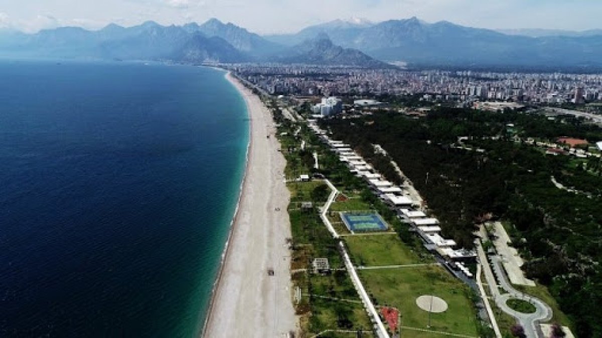 Antalya Büyükşehir Belediyesi'nden 'Konyaaltı Sahili' açıklaması