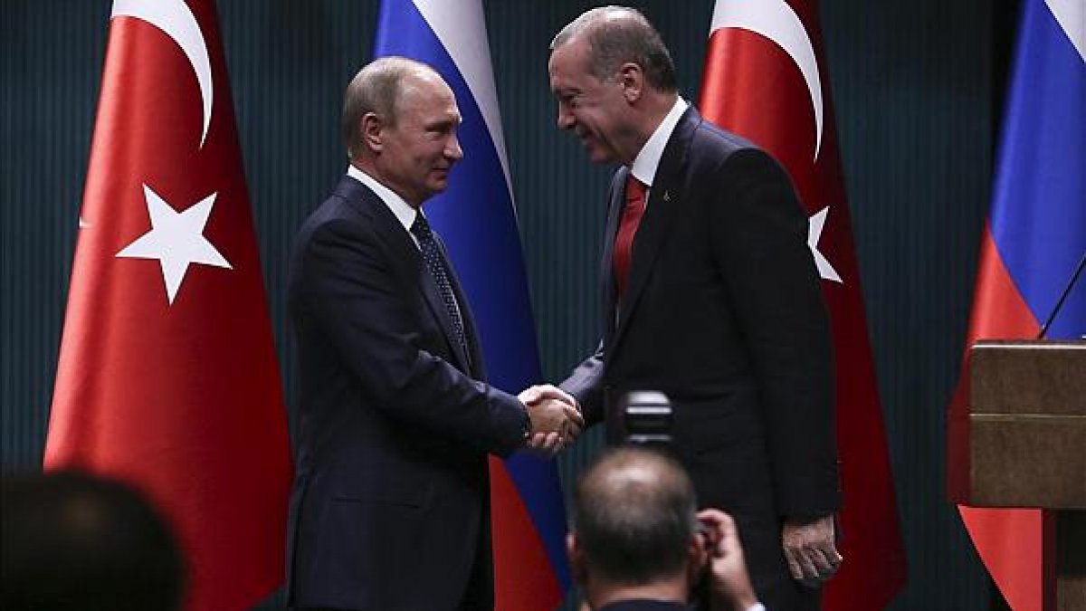Erdoğan ile Putin'den Karabağ görüşmesi