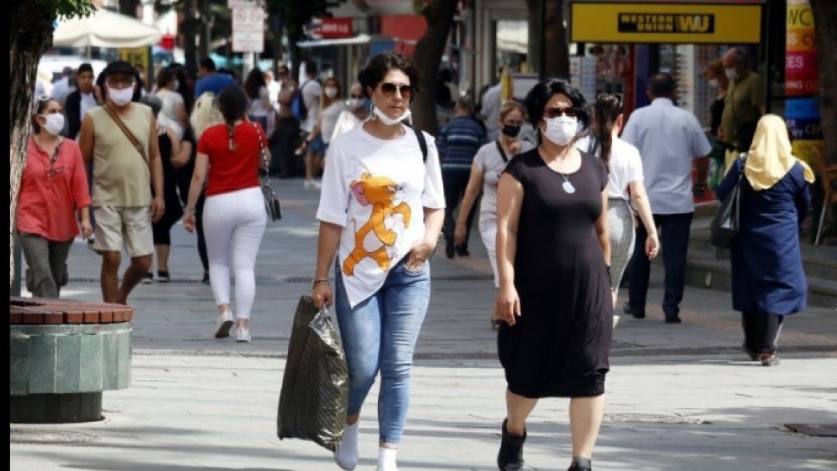 Bilim Kurulu'ndan maske takmayanlar için cezai yaptırım önerisi