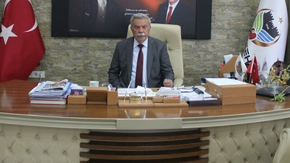 AKP'li belediye başkanı yaşamını yitirdi