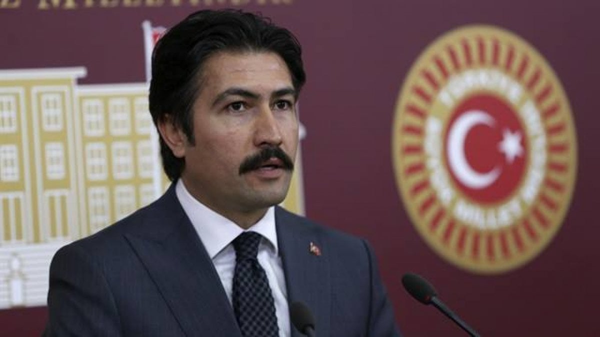 AKP'li Cahit Özkan'dan 'çoklu baro' açıklaması
