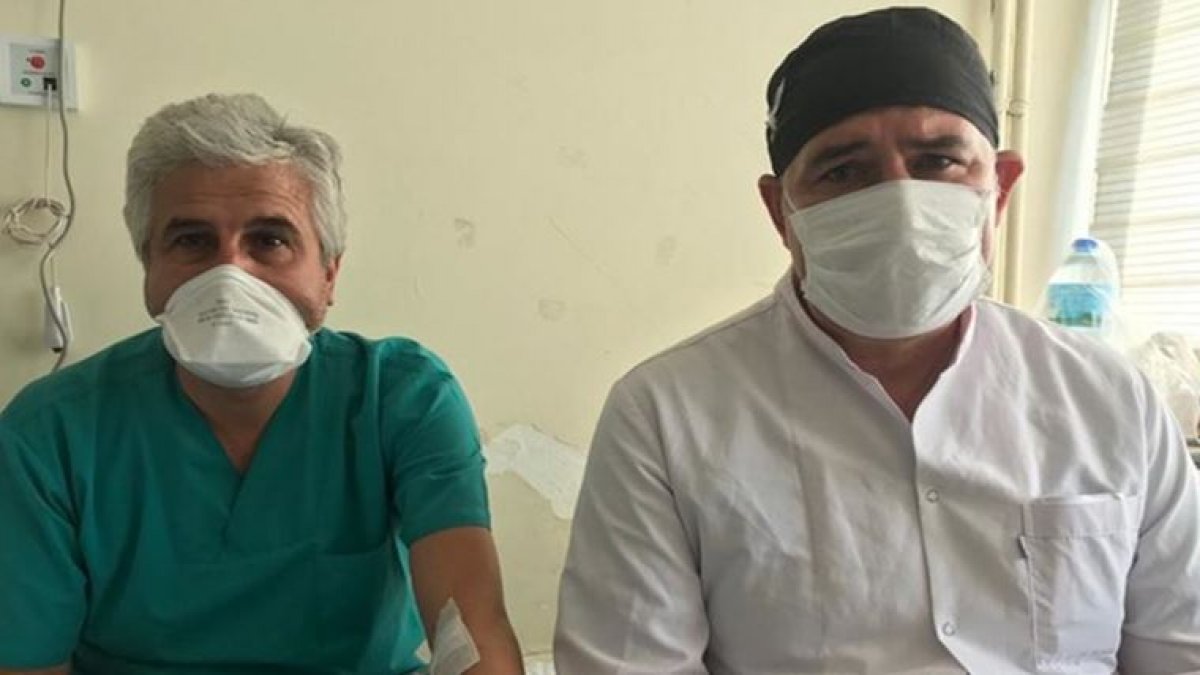 Maske uyarısı yapan iki doktor darp edildi