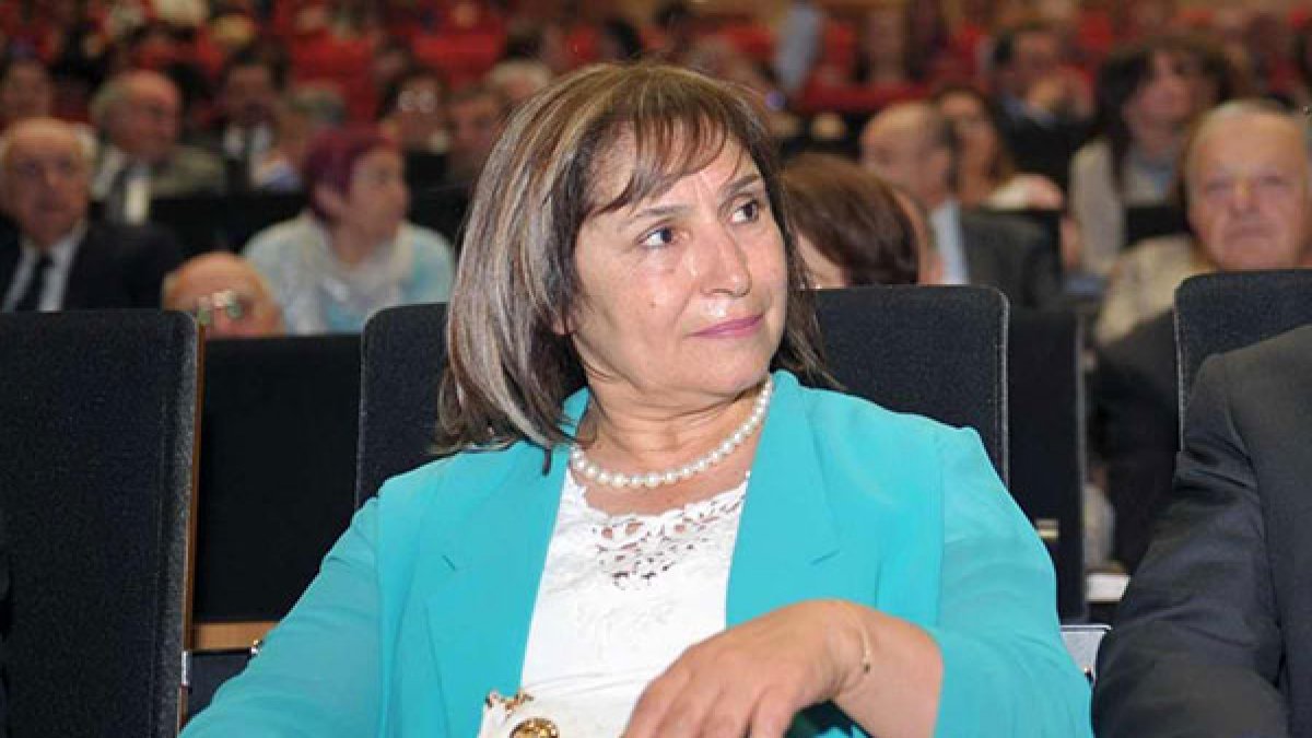 Selvi Kılıçdaroğlu'ndan Esra Albayrak'a telefon