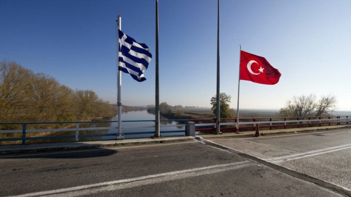 Yunanistan kapıları açma kararından vazgeçti: İşletmeciler şikayetçi