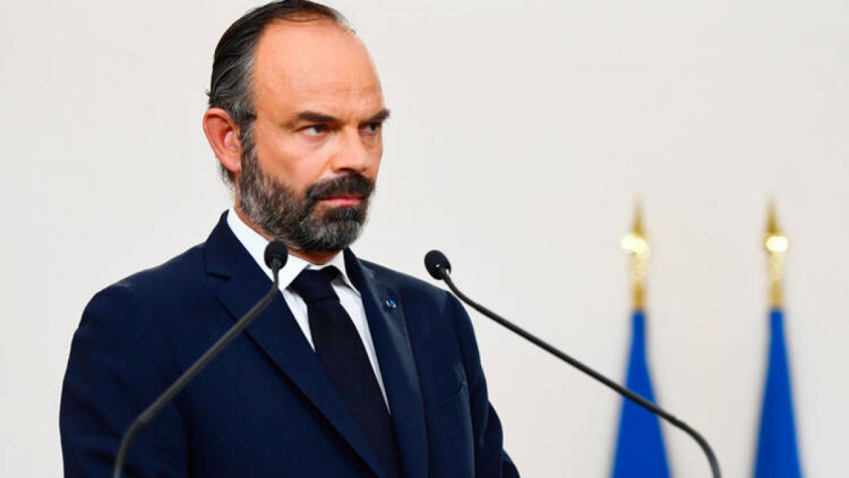 Fransa'da eski başbakan ve sağlık bakanlarına soruşturma