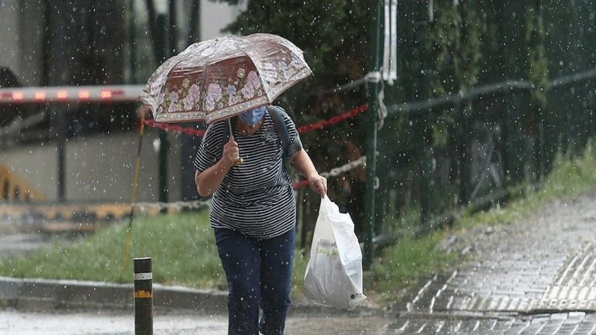 Meteoroloji'den İstanbul'a uyarı: Yağmur geliyor