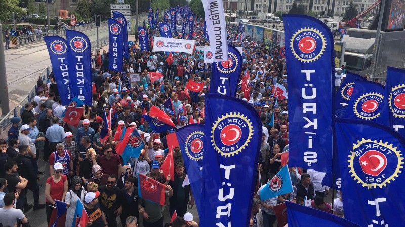Türk-İş: Kıdem tazminatıma dokunma