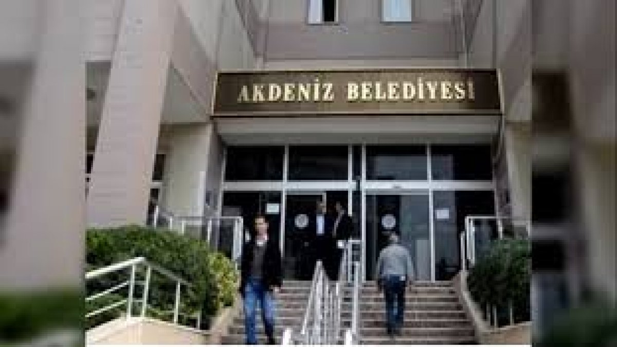 AKP'li başkan yardımcısı istifa etti