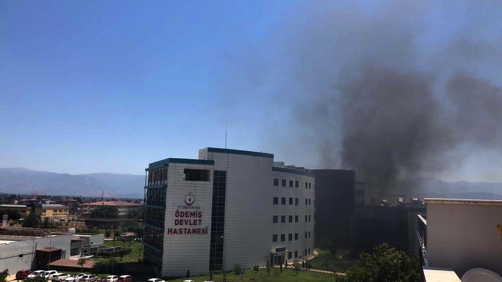 Ödemiş Devlet Hastanesi'nde yangın-VİDEO
