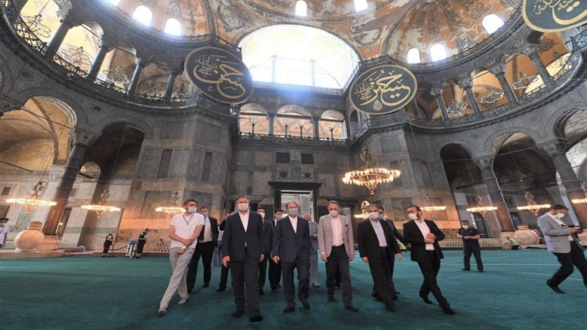 Diyanet İşleri Başkanı Erbaş, Ayasofya'ya atanan imam ve müezzinleri açıkladı