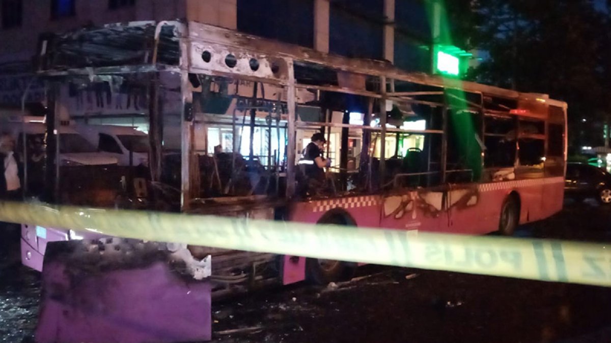 Esenyurt'ta özel halk otobüsü ateşe verildi