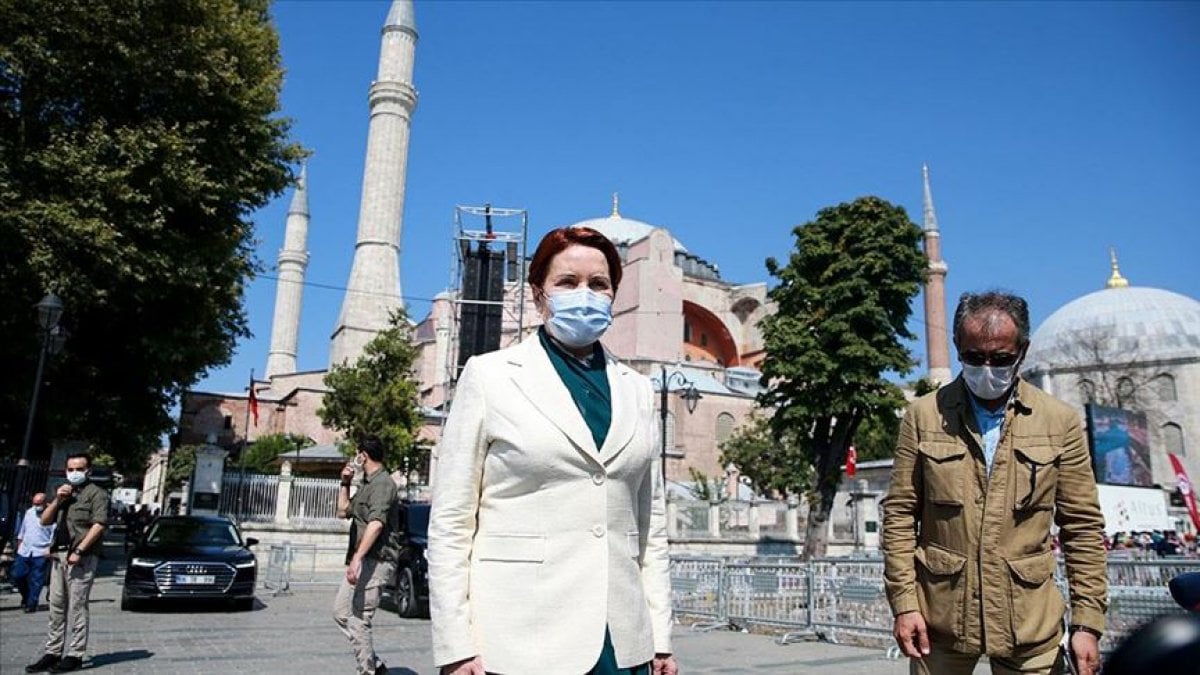 Akşener Ayasofya'da: Atatürk’e dua ettik