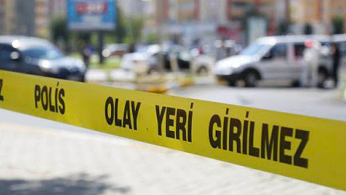 İstanbul'da bir kişi başından vurulmuş halde ölü bulundu