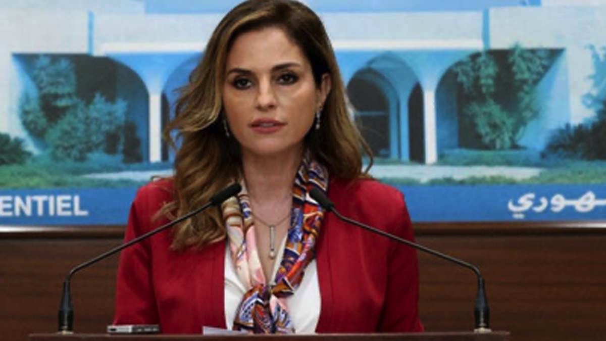 Lübnan'da bakan istifa etti