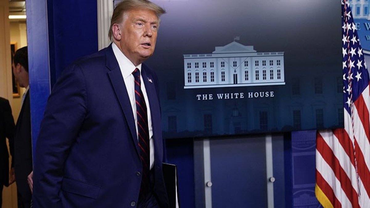 Facebook'tan Trump kararı