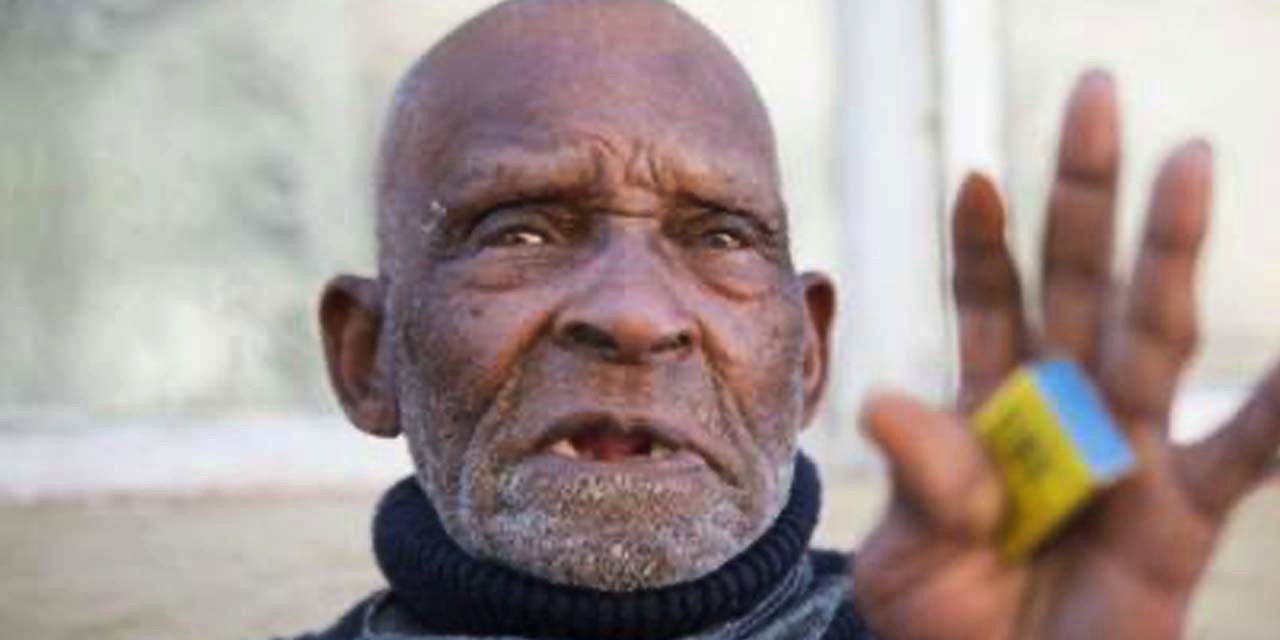 Dünyanın en yaşlı erkeği yaşamını yitirdi