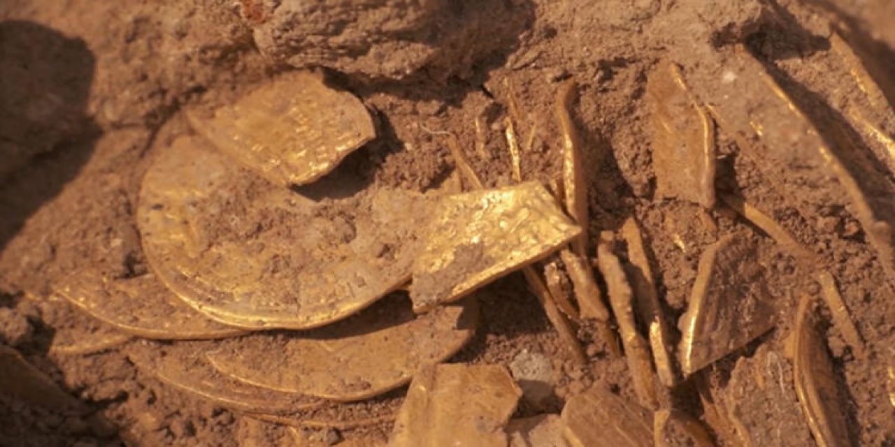 İnşaat işçileri, Abbasilerden kalma yüzlerce adet saf altın buldu