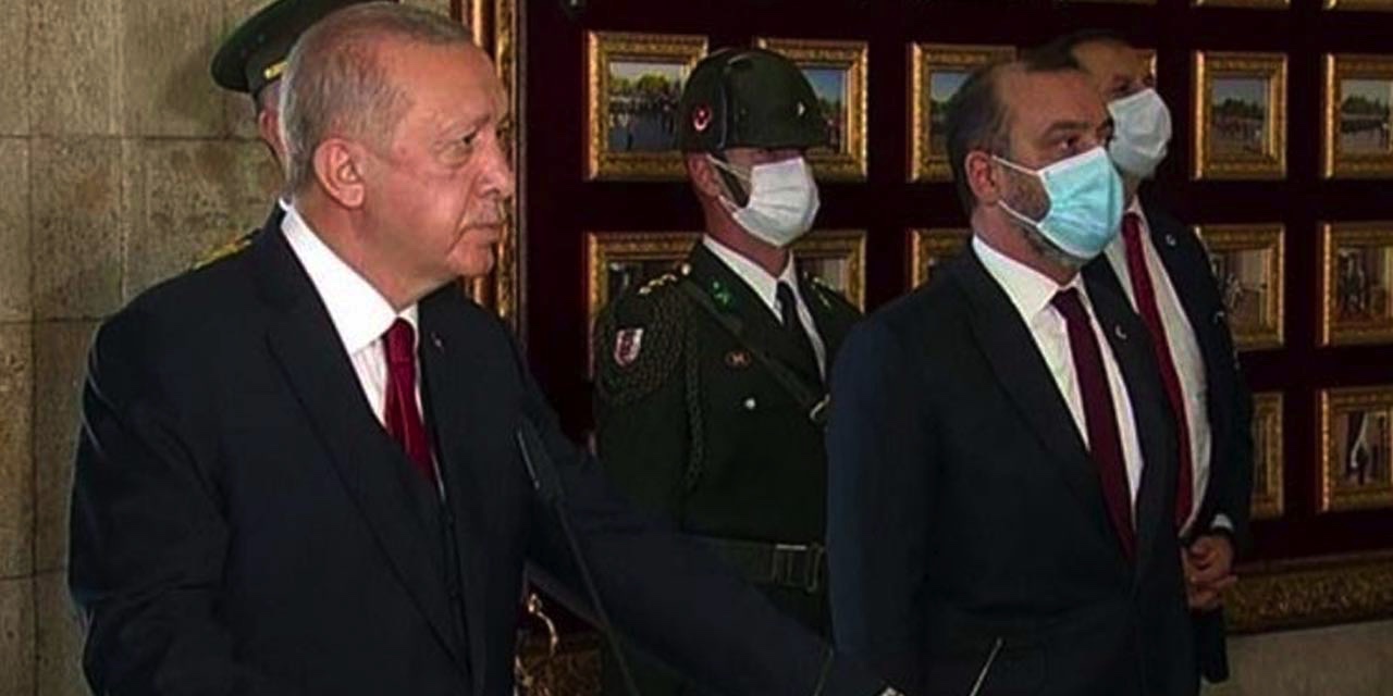 Erdoğan Anıtkabir'de: 2023'e daha güçlü bir ülke olarak girmekte kararlıyız