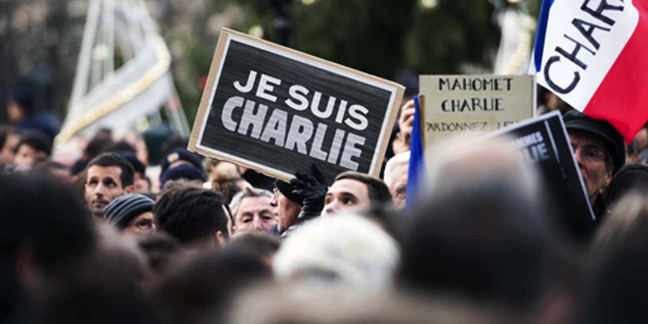 Charlie Hebdo Hz. Muhammed karikatürlerini yeniden yayımlayacak