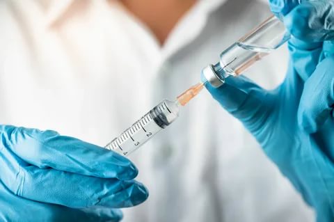 ABD'li şirket Covid-19 aşı adayının yan etkilerini açıkladı