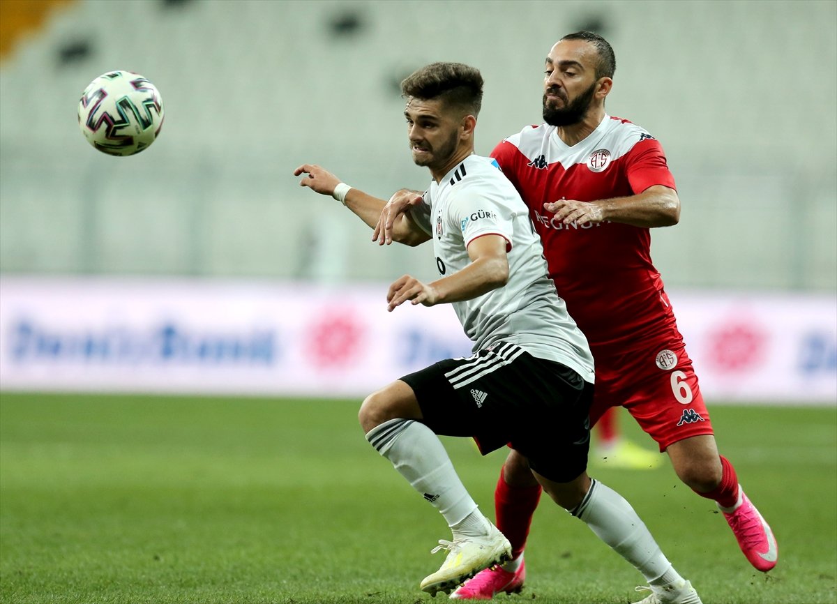 Beşiktaş, Antalyaspor ile 1-1 berabere kaldı