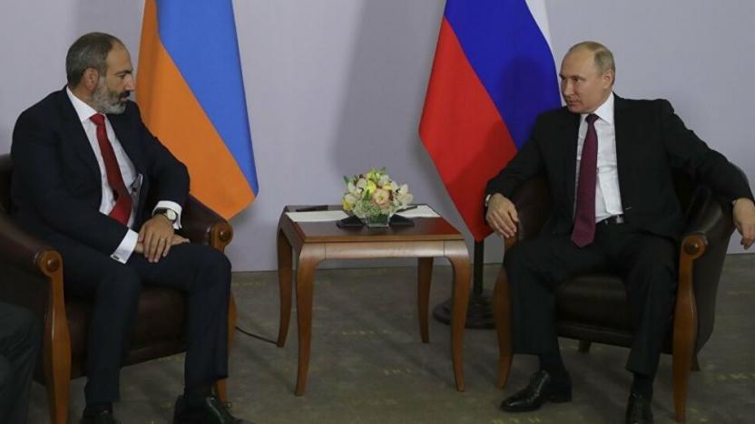 Putin, Paşinyan'la görüştü